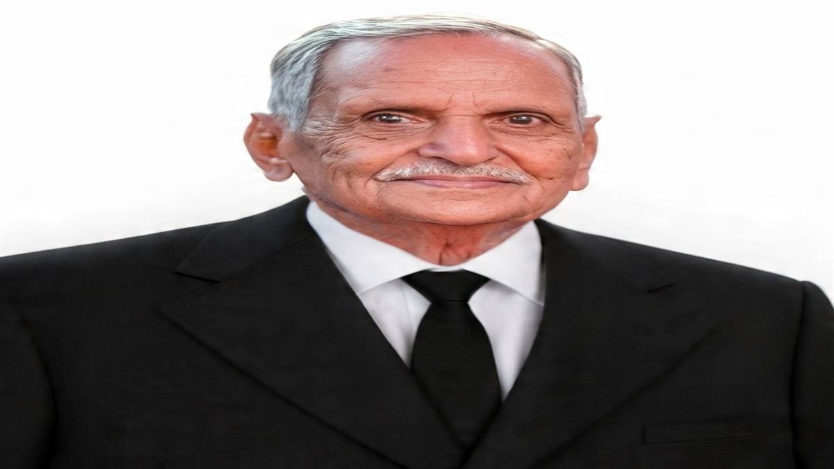 ਐਡਵੋਕੇਟ ਰੋਸ਼ਨ ਲਾਲ ਅਰੋੜਾ ਨੂੰ ਸ਼ਰਧਾਂਜਲੀਆਂ ਭੇਟ