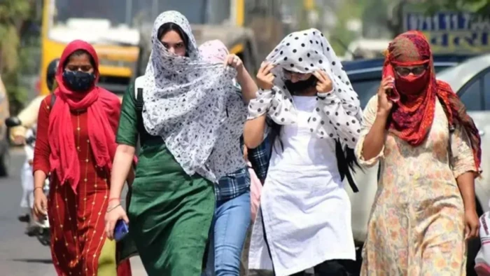 Weather Update: ਮੌਨਸੂਨ ਨੇ ਫੜੀ ਰਫ਼ਤਾਰ, ਦਿੱਲੀ-NCR, MP ਤੇ ਪੰਜਾਬ 'ਚ Heatwave ਦਾ ਅਲਰਟ; ਜਾਣੋ ਕਦੋਂ ਮਿਲੇਗੀ ਗਰਮੀ ਤੋਂ ਰਾਹਤ