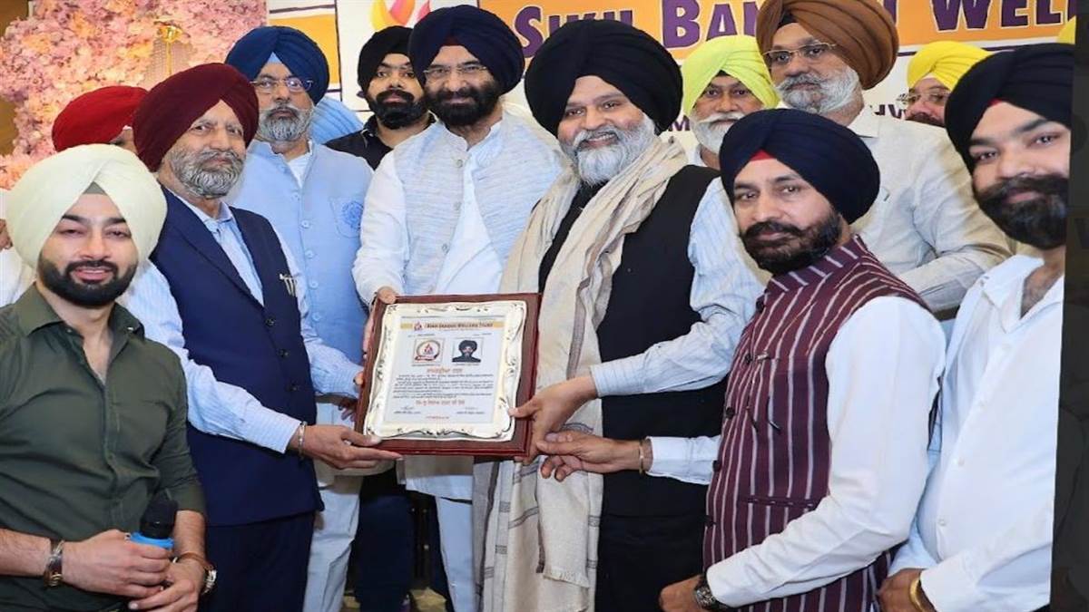 ਕੁਲਾਰ ਦਾ ‘ਰਾਮਗੜ੍ਹੀਆ ਰਤਨ’ ਐਵਾਰਡ ਨਾਲ ਸਨਮਾਨ