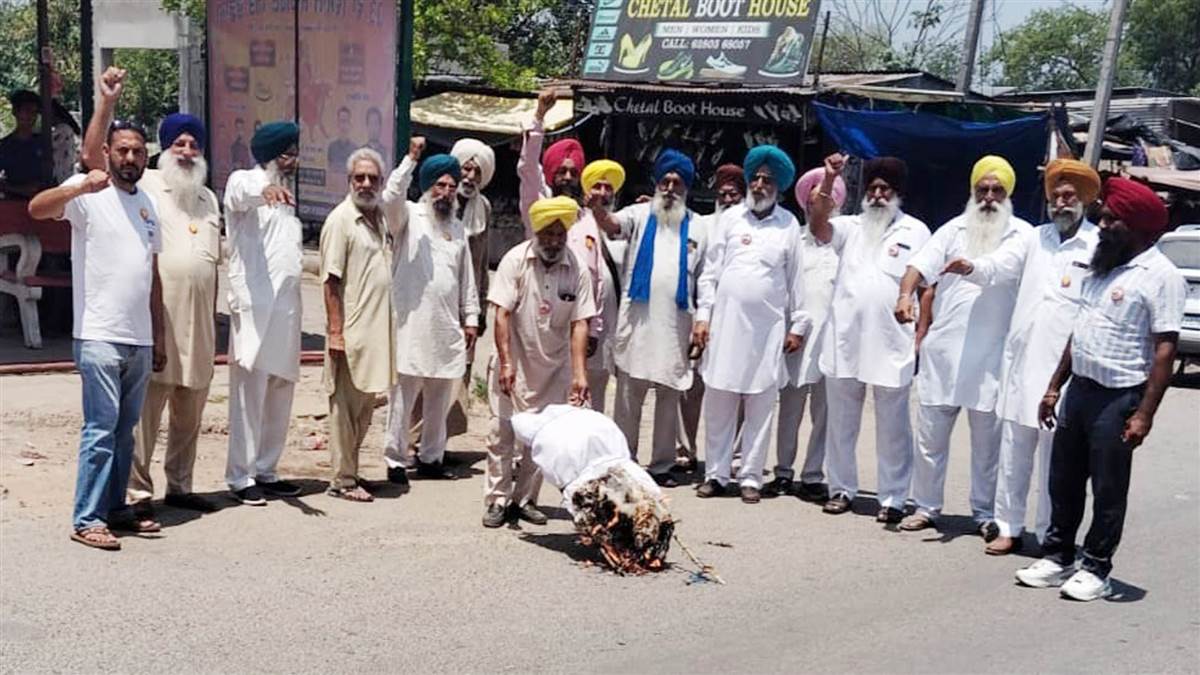 ਨੂਰਪੁਰਬੇਦੀ ’ਚ ਕਿਸਾਨਾਂ ਦਾ ਗੁੱਸਾ ਫੁੱਟਿਆ