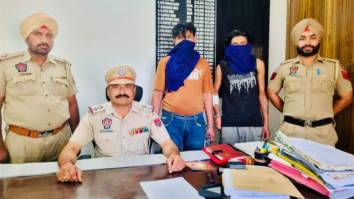 45 ਨਸ਼ੀਲੀਆਂ ਗੋਲੀਆਂ ਸਮੇਤ ਦੋ ਨੌਜਵਾਨ ਗ੍ਰਿਫ਼ਤਾਰ