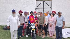 ਅੰਡਰ-18 ਏਸ਼ੀਆ ਕੱਪ ’ਚ ਸੋਨੇ ਦਾ ਮੈਡਲ ਜਿੱਤ ਕੇ ਅਰਸ਼ਦੀਪ ਨੇ ਪਿੰਡ ਦਾ ਨਾਮ ਕੀਤਾ ਰੌਸ਼ਨ