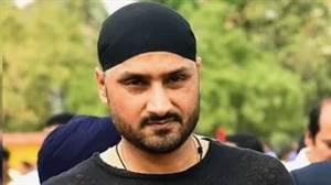 ਹਾਈ ਕੋਰਟ ਦਾ 'ਭੱਜੀ' ਨੂੰ ਵੱਡਾ ਝਟਕਾ ! ਪੁਲਿਸ ਸੁਰੱਖਿਆ ਬਹਾਲੀ ਤੋਂ ਕੀਤਾ ਇਨਕਾਰ, ਕਿਹਾ- ਪਾਰਟੀ ਛੱਡਣ ਕਾਰਨ ਨਹੀਂ ਹਟਾਈ ਗਈ ਸੀ ਸੁਰੱਖਿਆ