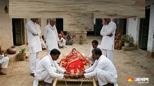 ਸ਼ਮਸ਼ਾਨ ਲਿਜਾਣ ਤੋਂ ਪਹਿਲਾਂ ਲਾਸ਼ ਨੂੰ ਇਕੱਲਾ ਕਿਉਂ ਨਹੀਂ ਛੱਡਿਆ ਜਾਂਦਾ, ਆਖ਼ਰ ਕਿਉਂ ਅੰਤਿਮ ਯਾਤਰਾ ਤੋਂ ਪਹਿਲਾਂ ਲਾਸ਼ ਦੇ ਅੰਗਾਂ ਨੂੰ ਬੰਨ੍ਹਣਾ ਹੈ ਜ਼ਰੂਰੀ?