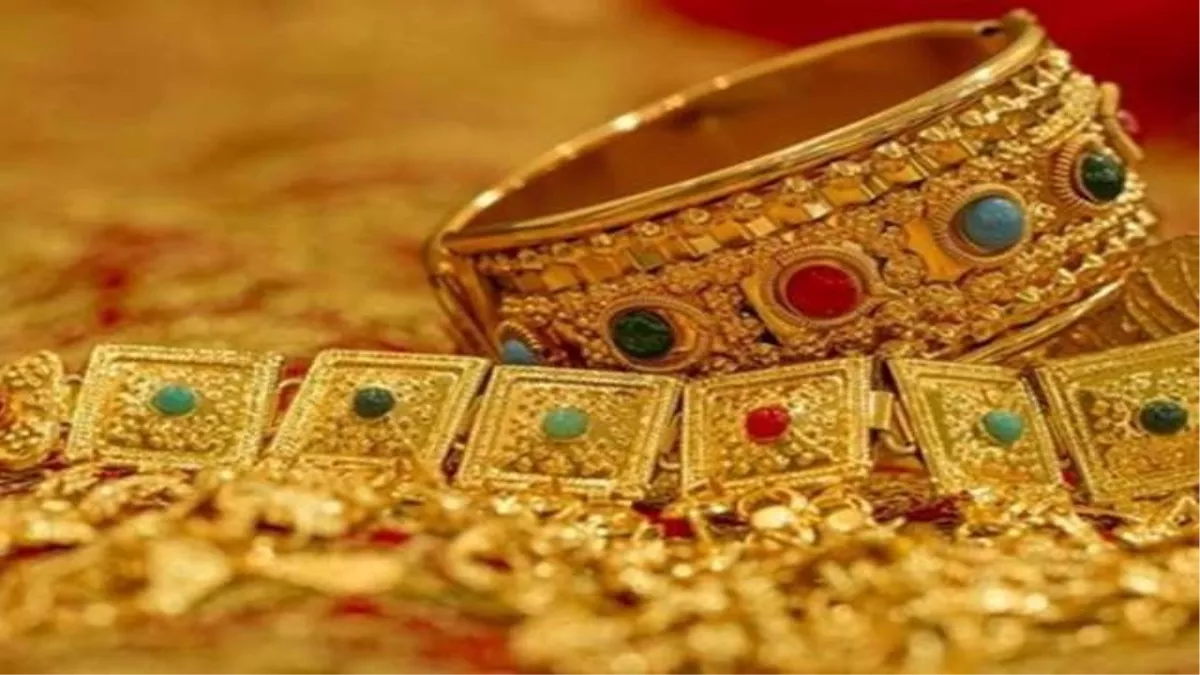 Gold Price Crash : 1.25 ਲੱਖ ਰੁਪਏ ਤੋਂ ਹੇਠਾਂ ਆਇਆ ਸੋਨਾ! ਕਿਉਂ ਡਿੱਗੇ ਭਾਅ, ਕੀ ਅਜੇ ਹੋਰ ਆਵੇਗੀ ਮੰਦੀ? 4 ਸਵਾਲਾਂ 'ਚ ਸਭ ਕੁਝ
