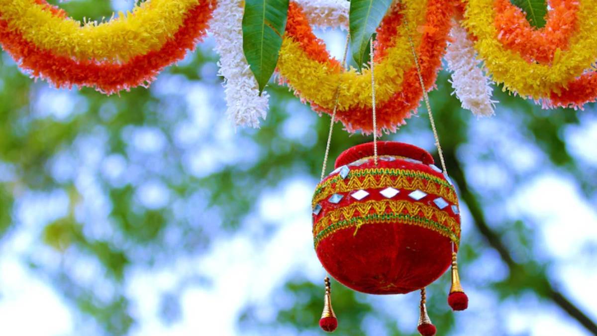 spiritual puja path janmashtami 2022 know dahi handi history significance and why we celebrate