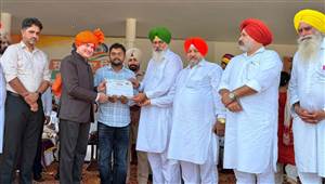 ਅਲਫਾ ਕੰਪਿਊਟਰ ਐਜੂਕੇਸ਼ਨ ਸੈਂਟਰ ਦਾ ਵਿਸ਼ੇਸ਼ ਸਨਮਾਨ