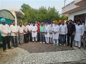 ਸ਼੍ਰੋਮਣੀ ਅਕਾਲੀ ਦਲ ਬਾਦਲ ਵੱਲੋਂ ਵਰਕਰਾਂ ਨਾਲ ਮੀਟਿੰਗ