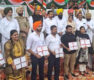 ਮੁਹੱਲਾ ਕਲੀਨਿਕ ਅਬਿਆਣਾ ਦੇ ਡਾ. ਜੋਤ ਵੰਸ਼ ਸਿੰਘ ਸਨਮਾਨਿਤ