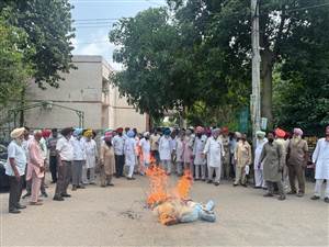 ਮੁਲਾਜ਼ਮ ਜਥੇਬੰਦੀਆਂ ਨੇ ਫੁੱਕੀ ਪੰਜਾਬ ਸਰਕਾਰ ਦੀ ਅਰਥੀ