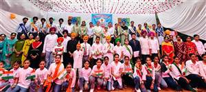 ਆਜ਼ਾਦੀ ਘੁਲਾਟੀਆਂ ਦੀਆਂ ਕੁਰਬਾਨੀਆਂ ਨੂੰ ਕੀਤਾ ਯਾਦ