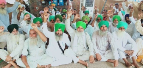 ਖੇਤੀ ਕਾਨੂੰਨਾਂ ਨੂੰ ਲੈ ਕੇ ਕਿਸਾਨ ਯੂਨੀਅਨ ਵੱਲੋਂ ਰੋਸ ਮੁਜ਼ਾਹਰਾ ਜਾਰੀ