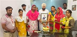ਪ੍ਰਧਾਨ ਮੰਤਰੀ ਮੋਦੀ ਦਾ 76ਵਾਂ ਜਨਮ ਦਿਨ ਮਨਾਇਆ