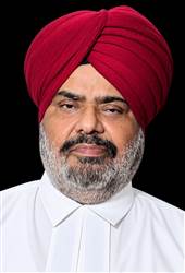 ਡਾ. ਨਿ਼ਸ਼ਾਨ ਸਿੰਘ ਦੇ ਚੋਣ ਨਾ ਲੜਨ ਦੇ ਫ਼ੈਸਲੇ ਨੇ ਖੜ੍ਹੇ ਕੀਤੇ ਸਵਾਲ : ਡਾ. ਘੰਡ