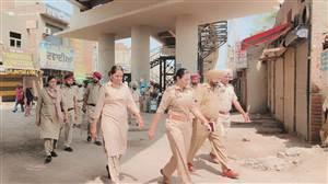 ਪੁਲਿਸ ਨੇ ਚਾਰੇ ਸਬ-ਡਿਵੀਜ਼ਨਾਂ 'ਚ ਇਕੋ ਸਮੇਂ ਚਲਾਇਆ ਵਿਸ਼ੇਸ਼ ਸਰਚ ਅਭਿਆਨ