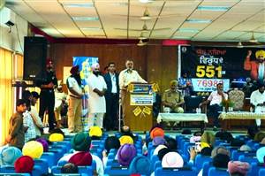 ਡ੍ਰੋਨ ਰਾਹੀਂ ਨਸ਼ਾ ਤਸਕਰਾਂ ’ਤੇ ‘ਬਾਜ਼ ਅੱਖ’ : ਡਾ. ਬਲਬੀਰ ਸਿੰਘ