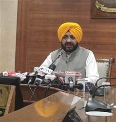 ਮੁੱਖ ਮੰਤਰੀ ਤੀਰਥ ਯਾਤਰਾ ਯੋਜਨਾ: 5 ਲੱਖ ਤੋਂ ਵੱਧ ਸ਼ਰਧਾਲੂ ਕਰ ਚੁੱਕੇ ਨੇ ਧਾਰਮਿਕ ਅਸਥਾਨਾਂ ਦੇ ਦਰਸ਼ਨ, ਕੈਬਨਿਟ ਮੰਤਰੀ ਸੌਂਧ ਨੇ ਦਿੱਤੀ ਜਾਣਕਾਰੀ