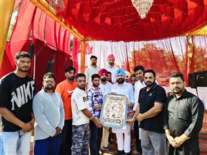 ਫੂਲ ਦੇ ਕ੍ਰਿਕਟ ਟੂਰਨਾਮੈਂਟ ’ਚ ਚੇਅਰਮੈਨ ਭੱਲਾ ਨੇ ਲਵਾਈ ਹਾਜ਼ਰੀ