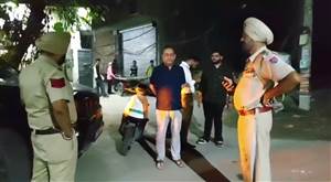 ਭਾਜਪਾ ਆਗੂ ਦੀ ਪਤਨੀ ਦਾ ਪਰਸ ਖੋਹ ਕੇ ਲੁਟੇਰੇ ਫਰਾਰ