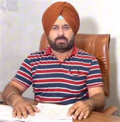 ਸੁਖਦੇਵ ਸਿੰਘ ਵੱਲੋਂ ਐੱਸਡੀਐਮ ਦਫ਼ਤਰ 'ਤੇ ਲਾਏ ਭ੍ਰਿਸ਼ਟਾਚਾਰ ਦੇ ਦੋਸ਼