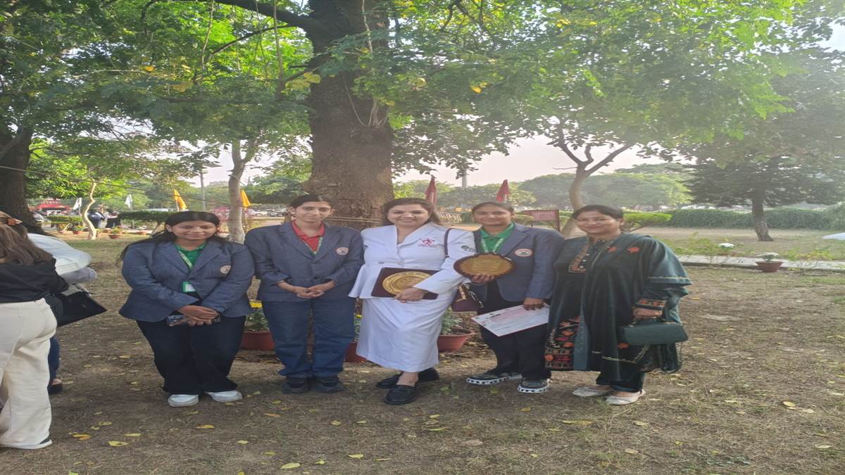 ਐੱਚਐੱਮਵੀ ਸਕੂਲ ਦਾ ਨਾਂ ਚਮਕਾਇਆ