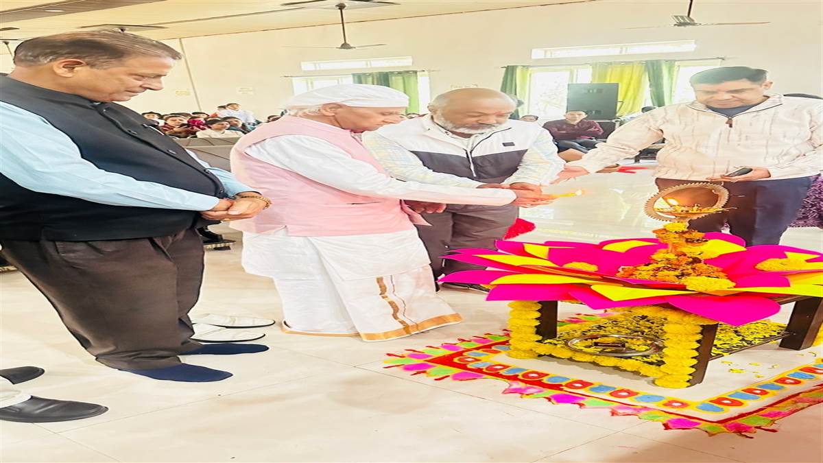 ਵਸ਼ਿਸ਼ਟ ਭਾਰਤੀ ਇੰਟਰਨੈਸ਼ਨਲ ਸਕੂਲ  ਵਿਖੇ ਨਵਯੁਗ ਪ੍ਰਭਾ ਪ੍ਰੋਗਰਾਮ ਦਾ ਸ਼ਾਨਦਾਰ ਸਮਾਪਨ