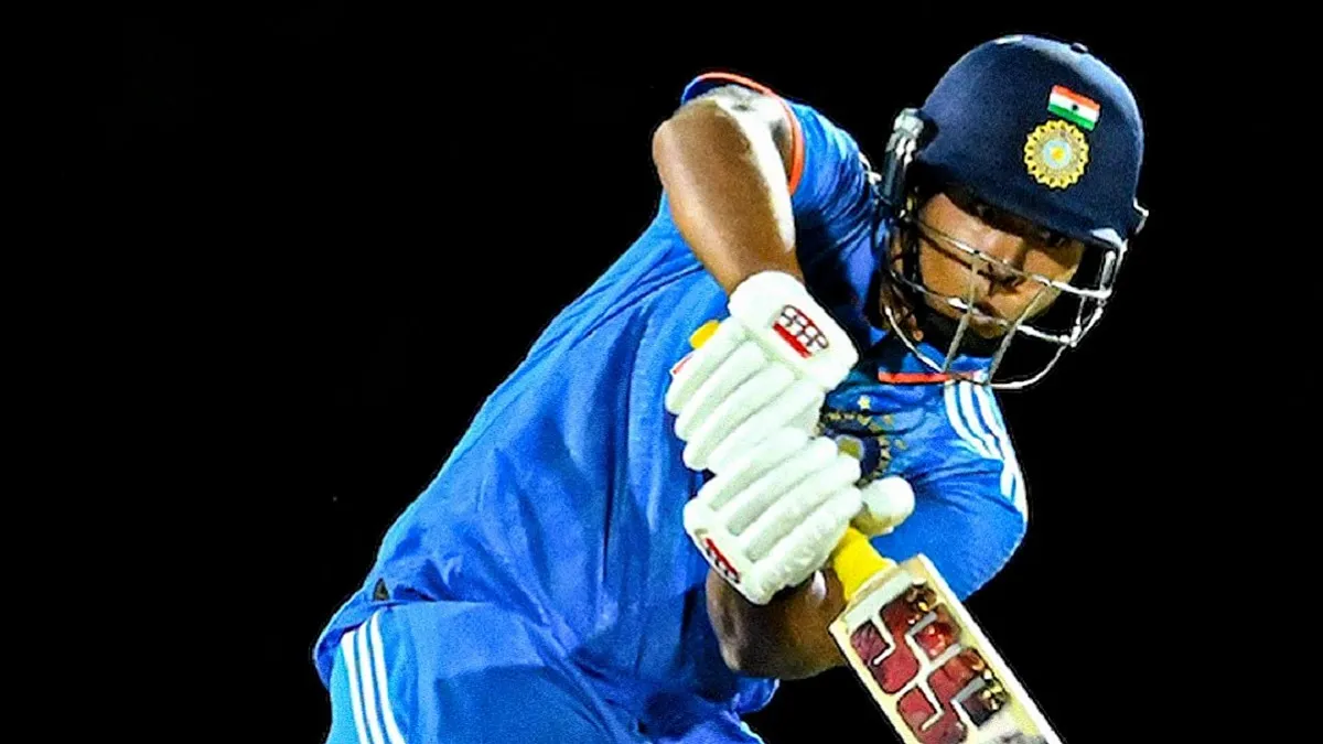 IND A vs PAK A: ਵੈਭਵ ਸੂਰਿਆਵੰਸ਼ੀ ਨੇ ਪਾਕਿਸਤਾਨੀ ਤੇਜ਼ ਗੇਂਦਬਾਜ਼ ਨੂੰ ਦਿੱਤਾ ਜ਼ਬਰਦਸਤ ਜਵਾਬ, ਅਗਲੀ ਗੇਂਦ 'ਤੇ ਮਾਰਿਆ ਸ਼ਾਨਦਾਰ ਚੌਕਾ-  Video