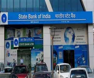 SBI ਤੋਂ ਲਿਆ ਹੈ ਕੋਈ ਕਰਜ਼ ਤਾਂ ਤੁਹਾਨੂੰ ਦੇਣੀ ਪੈ ਸਕਦੀ ਹੈ ਜ਼ਿਆਦਾ EMI, ਬੈਂਕ ਨੇ ਵਧਾਇਆ ਬੇਸ ਰੇਟ