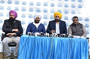 Punjab Politics : ਭਗਵੰਤ ਮਾਨ ਦਾ ਕਾਂਗਰਸ ਹਮਲਾ, ਕਿਹਾ- ਲੋਕਾਂ ਦੇ ਫ਼ਤਵੇ ਨੂੰ ਪੈਰਾਂ 'ਚ ਰੋਲ਼ ਰਹੀ ਹੈ ਕਾਂਗਰਸ ਸਰਕਾਰ