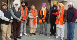 ਚਰਨ ਸਿੰਘ ਸੰਧੂ ਦਾ ਕੀਤਾ ਸਨਮਾਨ