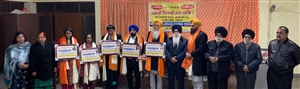 ਪੰਜਾਬੀ ਲਿਖਾਰੀ ਸਭਾ ਨੇ ਸਾਹਿਤ ਜਗਤ ਦੀਆਂ ਸ਼ਖ਼ਸੀਅਤਾਂ ਦਾ ਕੀਤਾ ਸਨਮਾਨ