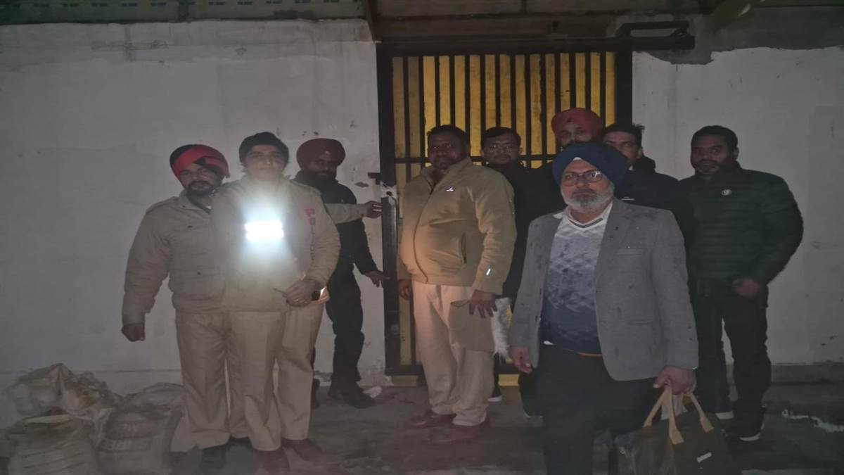 ਬੈਕਵਰਡ ਲਿੰਕੇਜ ਖੁੰਗਾਲ ਕੇ ਬਠਿੰਡਾ ’ਚ ਗੈਰਕਾਨੂੰਨੀ ਦਵਾਈ ਫੈਕਟਰੀ ਸੀਲ
