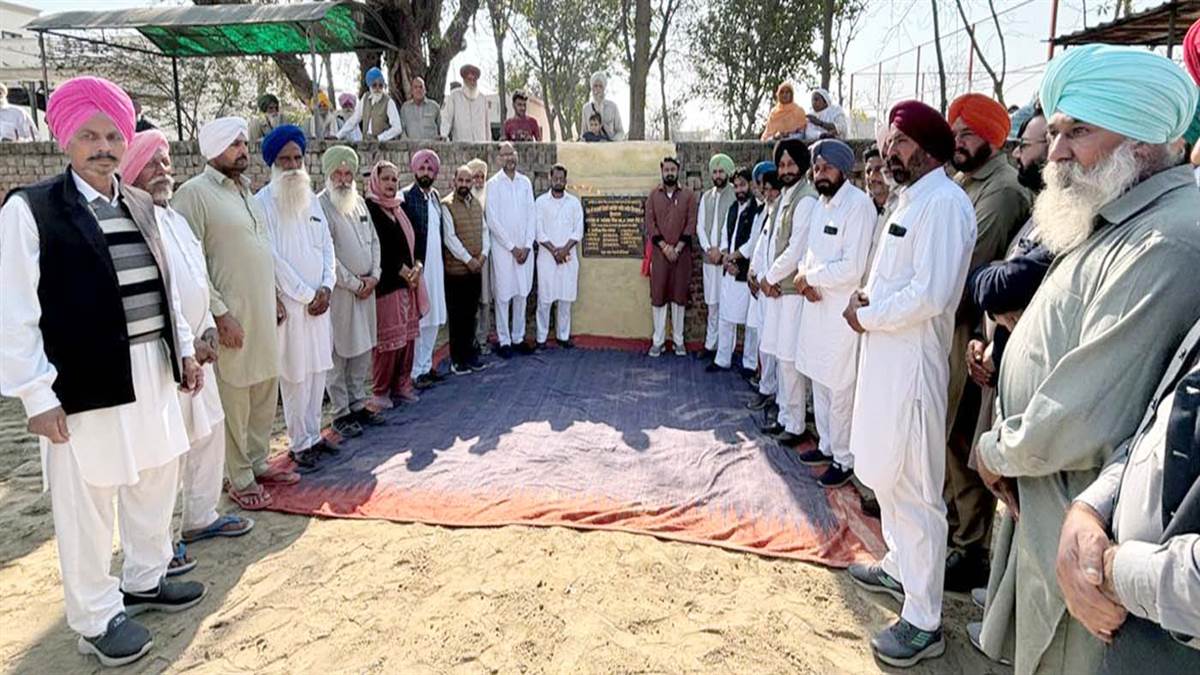 ਵਿਧਾਇਕ ਅਮੋਲਕ ਸਿੰਘ ਨੇ ਸੜਕ ਦਾ ਕੀਤਾ ਉਦਘਾਟਨ