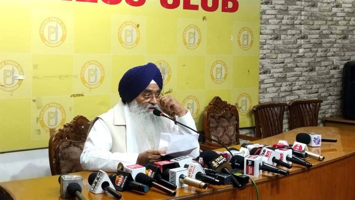 ਸਾਬਕਾ ਜਥੇਦਾਰ ਗਿਆਨੀ ਰਘੁਬੀਰ ਸਿੰਘ ਦੇ SGPC 'ਤੇ ਲਾਏ ਗੰਭੀਰ ਦੋਸ਼; ਜ਼ਮੀਨ ਵਿਕਰੀ ਤੇ ਲੰਗਰ ਮਾਮਲੇ 'ਚ ਭ੍ਰਿਸ਼ਟਾਚਾਰ ਦਾ ਦਾਅਵਾ