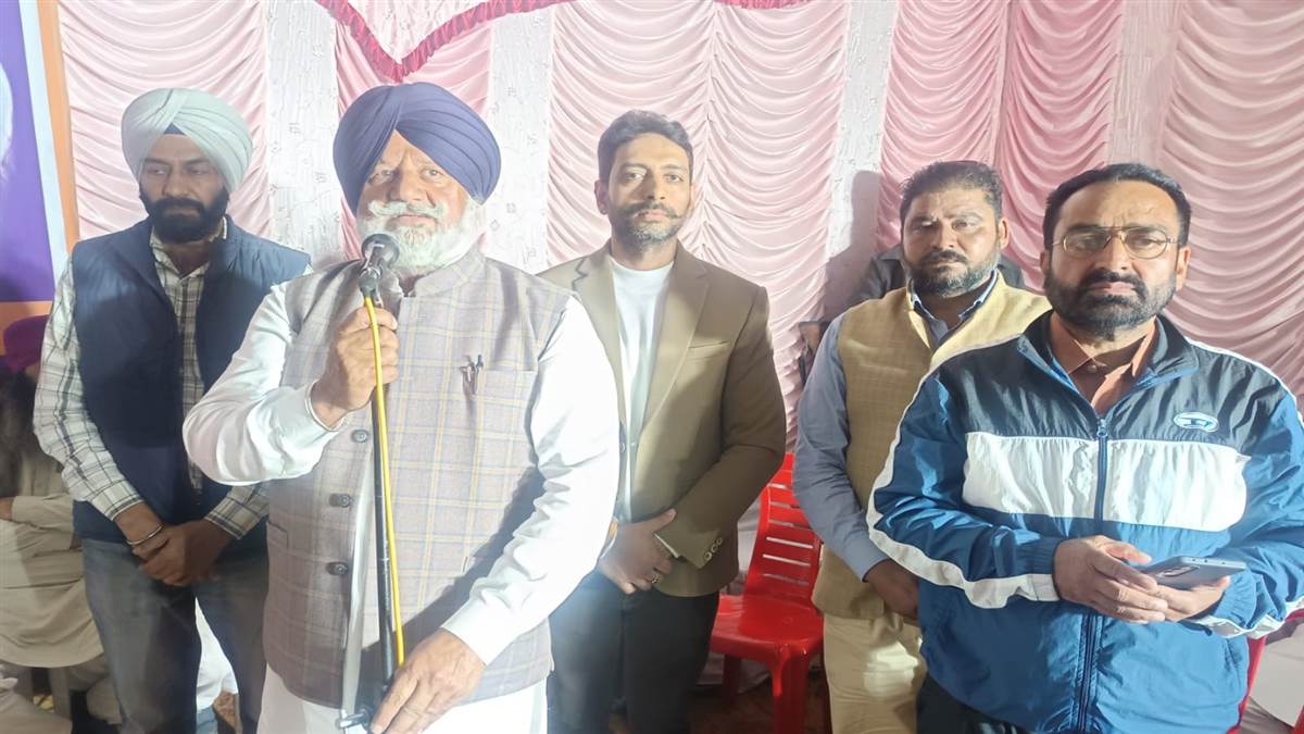 ਜ਼ੀਰਾ ਰੈਲੀ ਸਬੰਧੀ ਸ਼੍ਰੋਮਣੀ ਅਕਾਲੀ ਦਲ ਦੇ ਵਰਕਰਾਂ ਨੇ ਕੀਤੀਆਂ ਵਿਚਾਰਾਂ