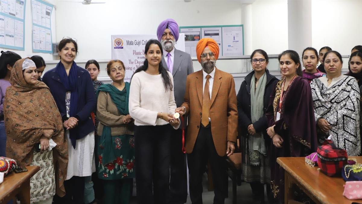 ਪਲਾਸਟਿਕ ਬੈਨ ਕਮੇਟੀ ਵੱਲੋਂ ਵਾਤਾਵਰਣ ਅਨੁਕੂਲ ਵਰਕਸ਼ਾਪ ਤੇ ਮੁਕਾਬਲਾ