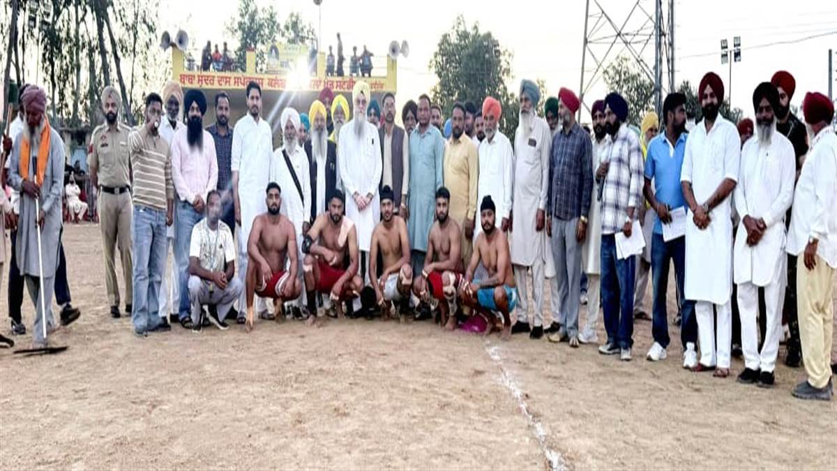 ਸਪੀਕਰ ਸੰਧਵਾਂ ਨੇ ਜੇਤੂ ਕਬੱਡੀ ਖਿਡਾਰੀਆਂ ਨੂੰ ਇਨਾਮ ਵੰਡੇ
