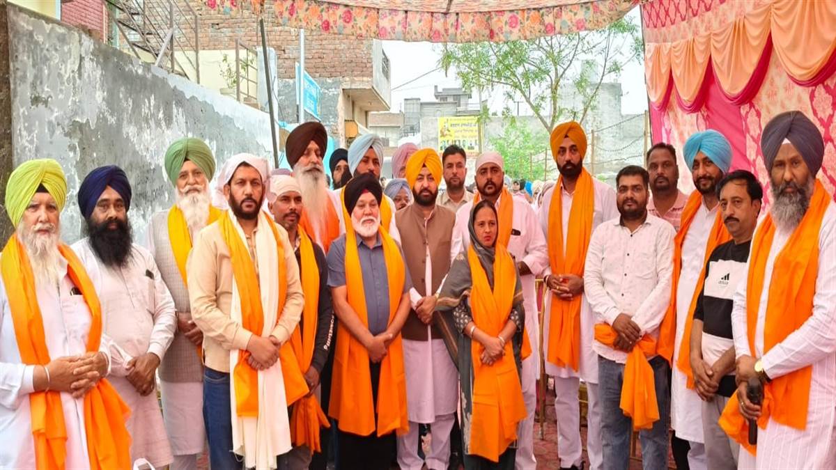 ਪਿੰਡ ਕਨੇਚ ਦੀ ਪੰਚਾਇਤ ‘ਆਪ’ 'ਚ ਹੋਈ ਸ਼ਾਮਲ