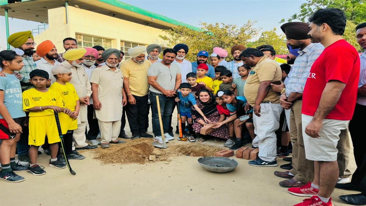 ਭਰਾਜ ਵੱਲੋਂ ਹਾਕੀ ਐਸਟ੍ਰੋਟਰਫ ਗਰਾਊਂਡ ਦੇ ਕੰਮ ਦੀ ਸ਼ੁਰੂਆਤ