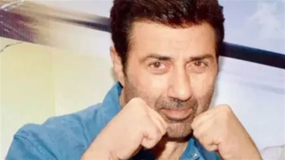 ਸੰਨੀ ਦਿਓਲ ਦੀ ਹੋਈ ਬੱਲੇ-ਬੱਲੇ: ਵੱਡੇ ਨਿਰਦੇਸ਼ਕ ਨਾਲ ਮਿਲਾਇਆ ਹੱਥ; 21 ਸਾਲ ਛੋਟੀ ਹੀਰੋਇਨ ਨਾਲ ਕਰਨਗੇ ਰੋਮਾਂਸ!