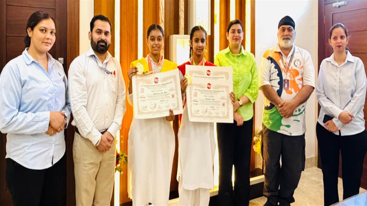 ਅਕਾਲ ਅਕੈਡਮੀ ਦੀਆਂ ਵਿਦਿਆਰਥਣਾਂ ਕਰਾਟੇ ਚੈਪੀਅਨਸ਼ਿਪ ਲਈ ਚੁਣੀਆਂ