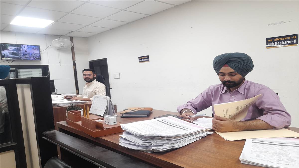 ਈਜ਼ੀ ਰਜਿਸਟਰੀ ਸਕੀਮ ਨਾਲ ਹੋ ਰਹੀ ਸਮੇਂ ਤੇ ਪੈਸੇ ਦੀ ਬੱਚਤ