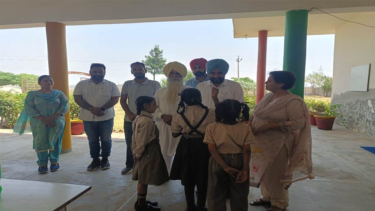 ਮਾਸਟਰ ਬਾਲ ਮੁਕੁੰਦ ਸਰਵਹਿੱਤਕਾਰੀ ਵਿਦਿਆ ਮੰਦਰ ਬਰੀਵਾਲਾ ਦਾ ਨਿਰੀਖਣ