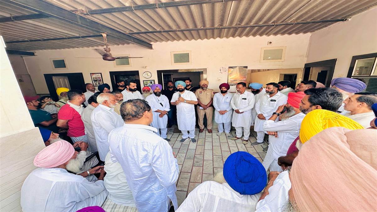 ਵਿਧਾਇਕ ਡਿੰਪੀ ਢਿੱਲੋਂ ਨੇ ਵੱਖ-ਵੱਖ ਵਾਰਡਾਂ ’ਚ ਕੀਤੀਆਂ ਮੀਟਿੰਗਾਂ