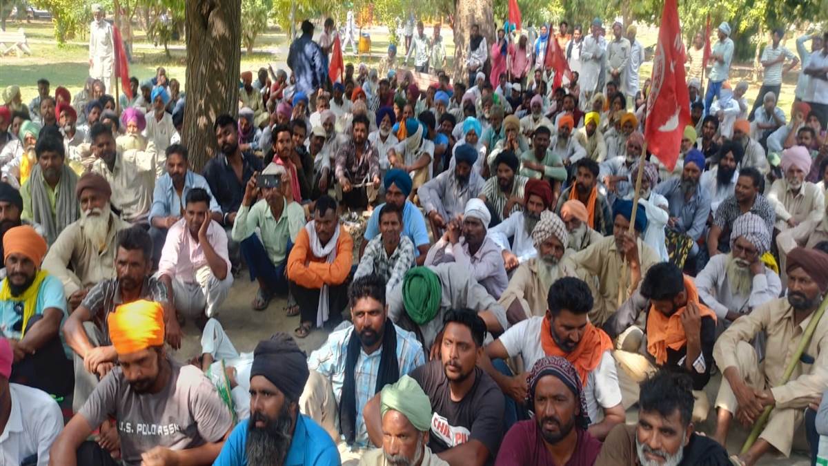 ਭੱਠਾ ਮਜਦੂਰਾਂ ਨੇ ਬਨਾਸਰ ਬਾਗ ’ਚ ਕੀਤੀ ਰੋਸ ਰੈਲੀ, ਨਾਅਰੇਬਾਜ਼ੀ