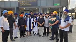 UK ਪੁੱਜੇ ਜਥੇਦਾਰ ਗਿਆਨੀ ਕੁਲਦੀਪ ਸਿੰਘ ਗੜਗੱਜ, ਸੰਗਤ ਨੇ ਕੀਤਾ ਭਰਵਾਂ ਸਵਾਗਤ