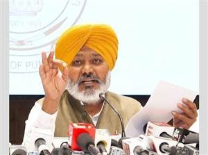 ਪ੍ਰਧਾਨ ਮੰਤਰੀ ਦਾ ਜਲੰਧਰ ਦੌਰਾ ਰਿਹਾ ਨਿਰਾਸ਼ਾਜਨਕ, ਹਰਪਾਲ ਚੀਮਾ ਨੇ ਕਿਹਾ-ਜਨਤਾ ਨੂੰ ਬਹੁਤ ਉਮੀਦਾਂ ਸਨ ਪਰ ਸੂਬੇ ਲਈ ਕੋਈ ਠੋਸ ਐਲਾਨ ਨਹੀਂ ਕੀਤਾ