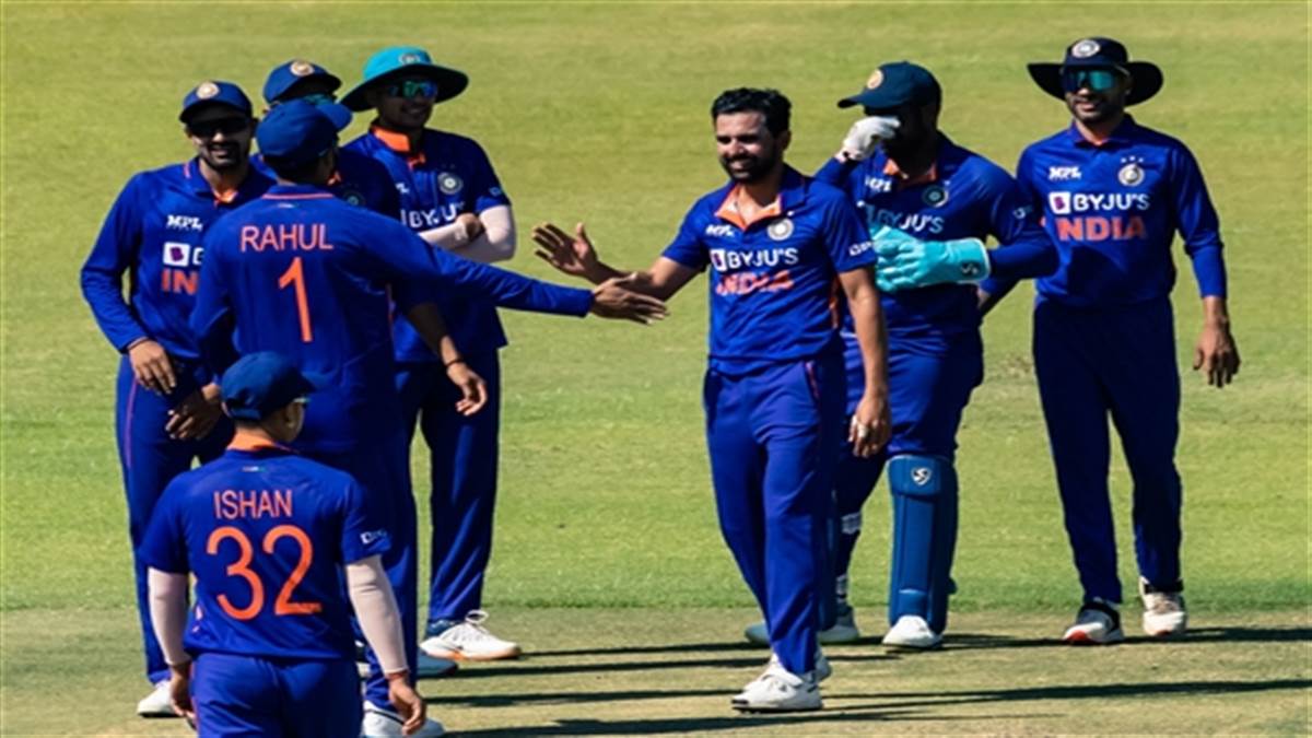 India defeated Zimbabwe by 10 wickets in the first ODI