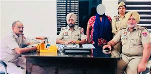 30 ਨਸ਼ੇ ਦੀਆਂ ਗੋਲੀਆਂ ਸਮੇਤ ਇੱਕ ਔਰਤ ਕਾਬੂ