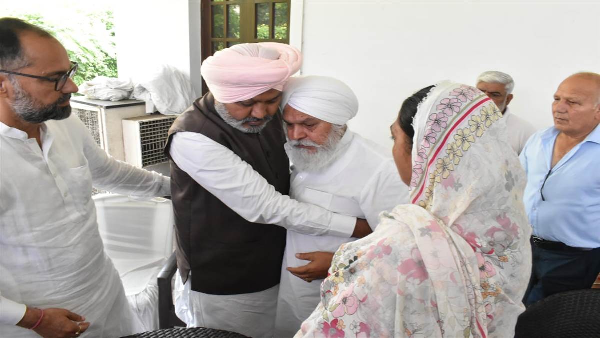 ਕੈਬਨਿਟ ਮੰਤਰੀਚੀਮਾ ਨੇ ਕੇਪੀ ਨਾਲ ਪ੍ਰਗਟਾਇਆ ਦੁੱਖ